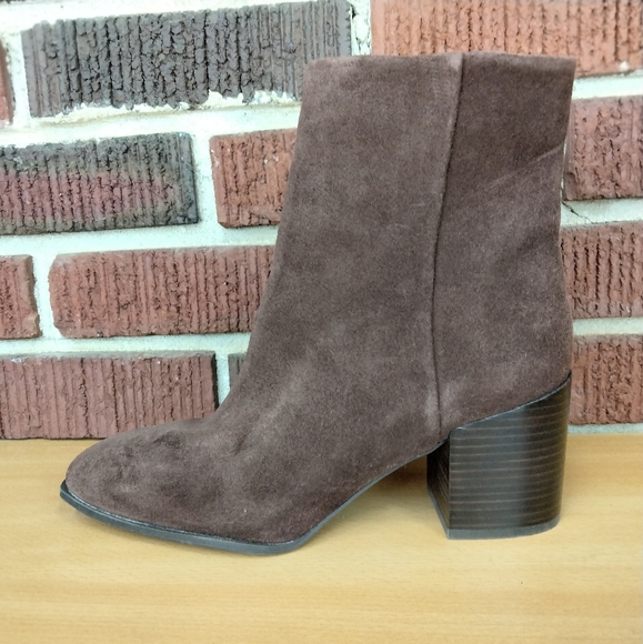 NWOT Nordstrom Novanna Buttery Soft Genuine Suede Ankle Booties in Brown Sz. 9 - Picture 5 of 9